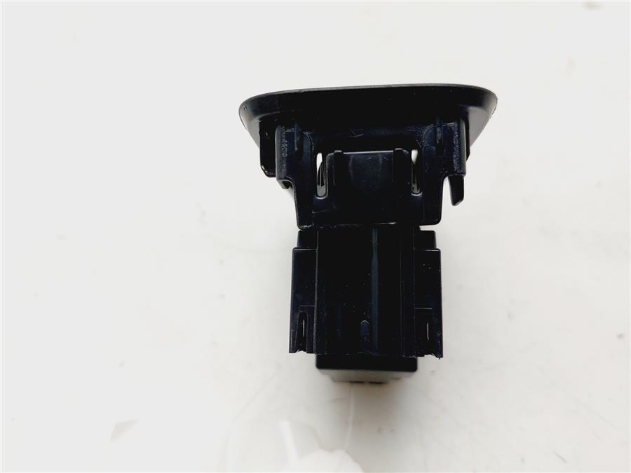 MANDO ELEVALUNAS DELANTERO DERECHO