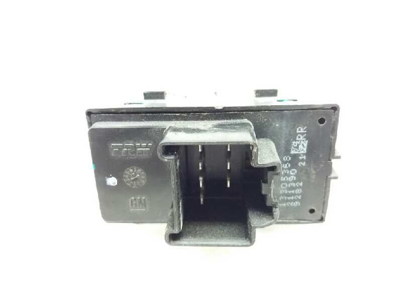 Botonera Puerta Trasera Derecha LT