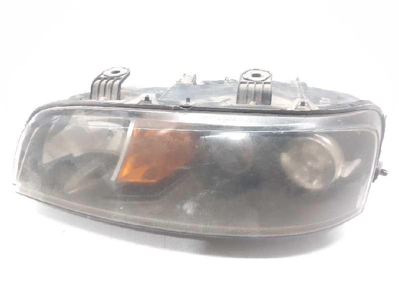 faro delantero izquierdo fiat ii punto (188) berlina 1.9 d active/el (i)