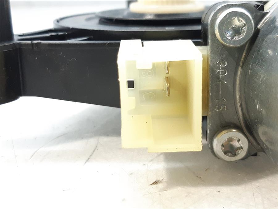 MOTOR ELEVALUNAS DELANTERO IZQUIERDO