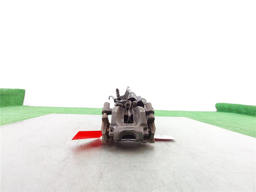 pinza freno trasero derecha jaguar e pace r dynamic awd