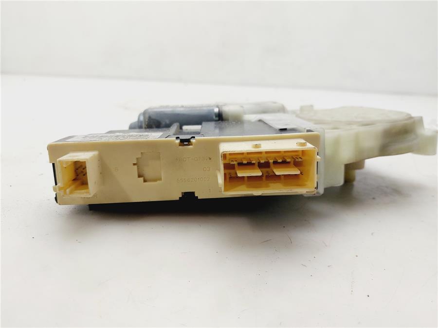 MOTOR ELEVALUNAS DELANTERO IZQUIERDO