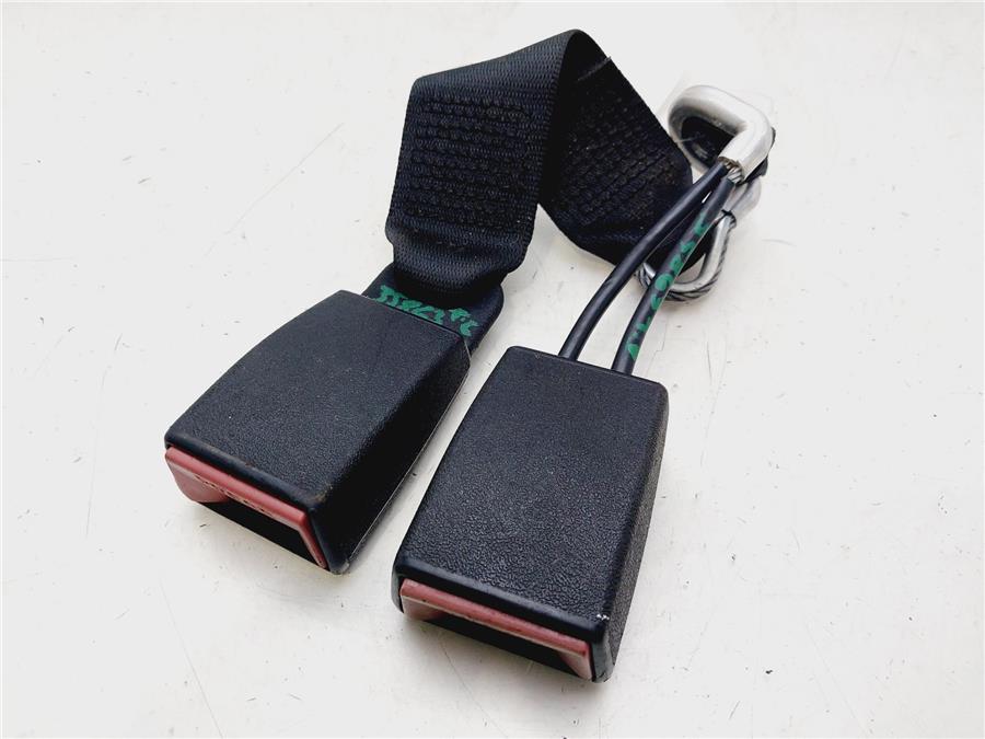 Anclaje Cinturon Trasero Derecho 190