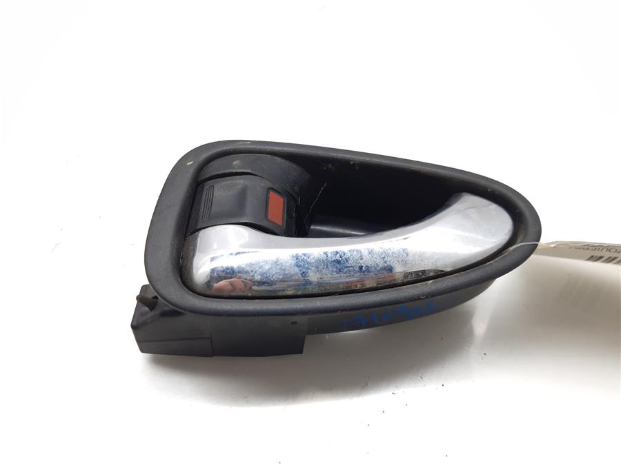 manilla interior puerta delantera izquierda toyota avensis cross sport (t27) advance