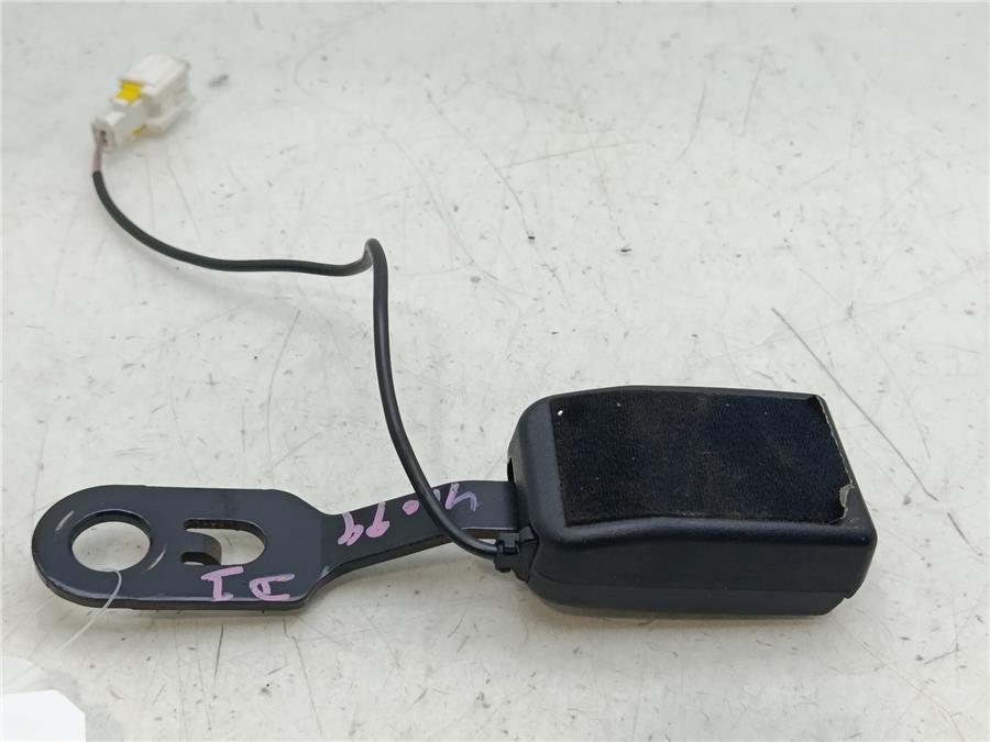 anclaje cinturon delantero izquierdo peugeot 207 x line