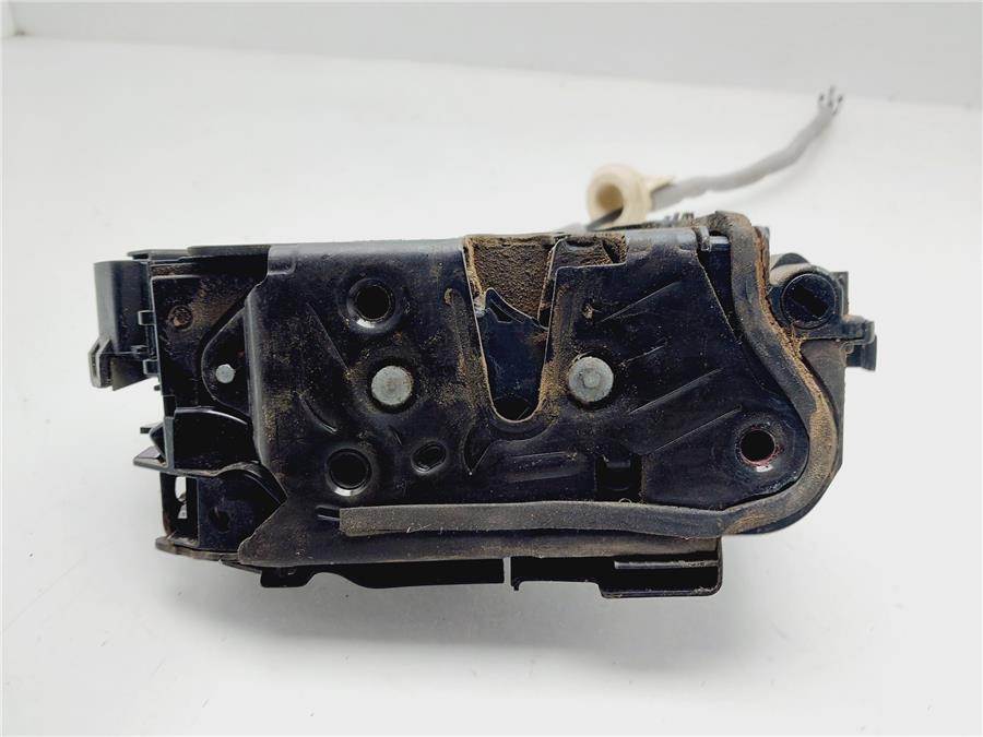 cerradura puerta delantera derecha seat arona (kj) fr