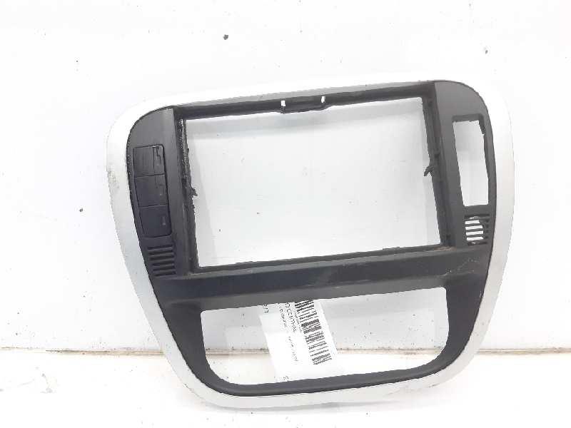 moldura puerta delantera derecha citroen c3 1.1 collection