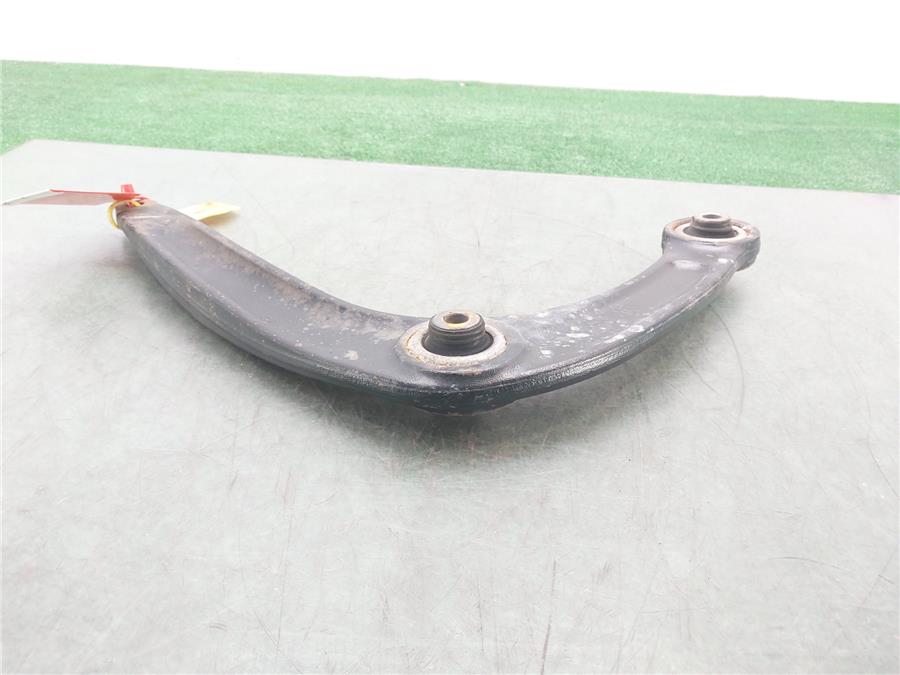 brazo inferior delantero izquierdo peugeot 5008 *