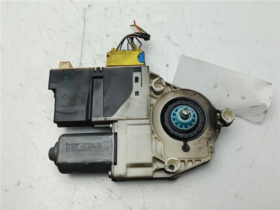 MOTOR ELEVALUNAS DELANTERO DERECHO