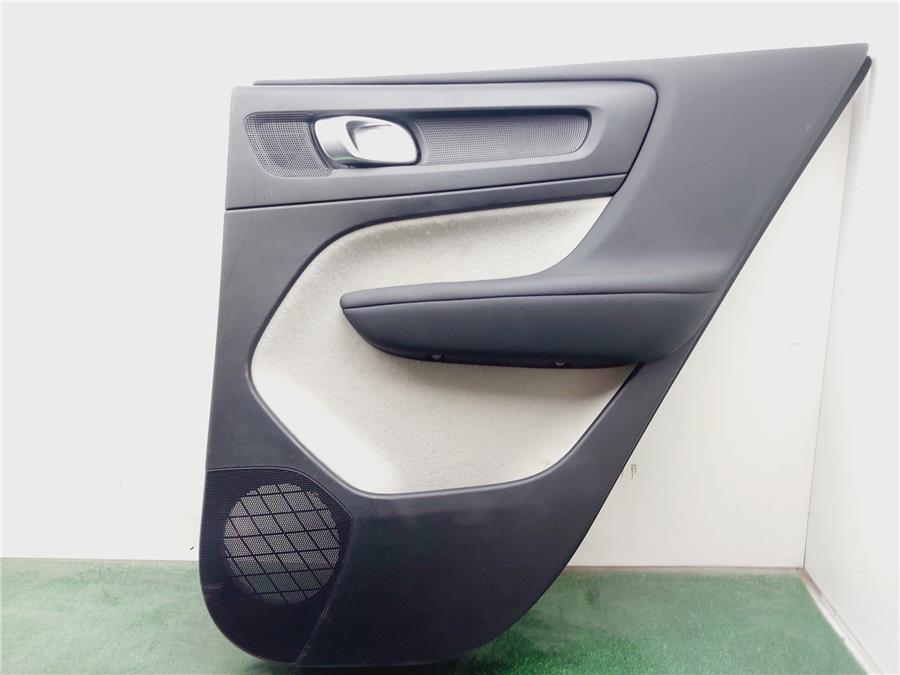 guarnecido puerta trasera derecha volvo xc40 inscription 2wd
