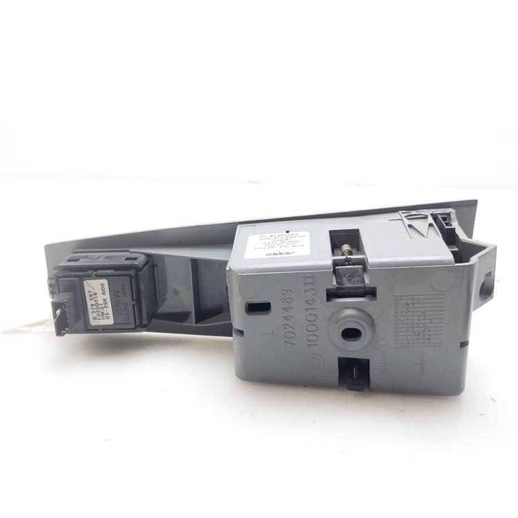 Botonera Puerta Trasera Izquierda 7