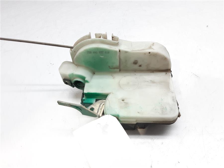 cerradura puerta delantera derecha volkswagen polo iii (6n1) concept