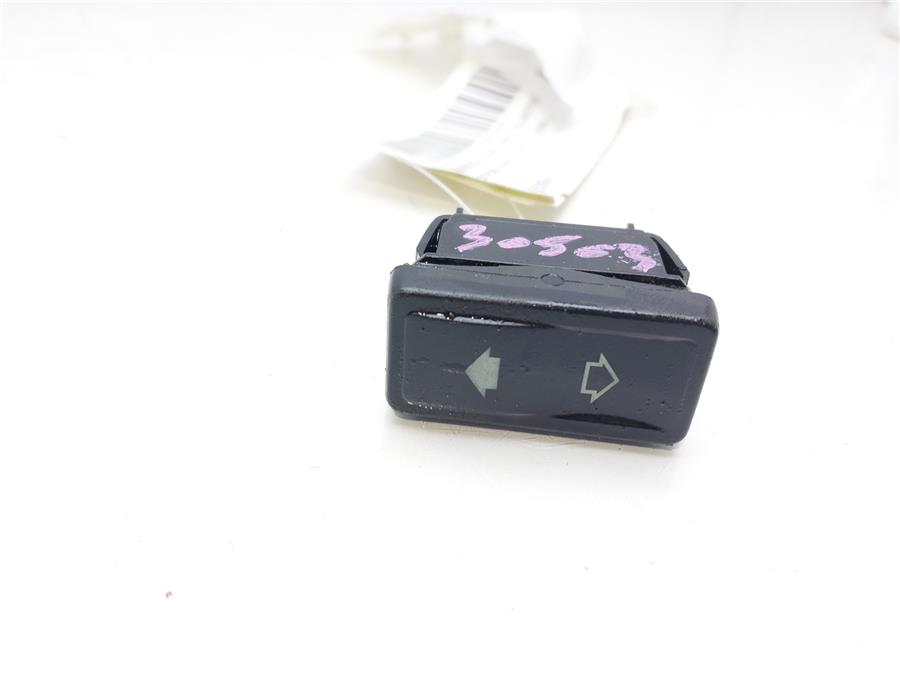 botonera puerta delantera derecha citroen saxo 1.6 vts