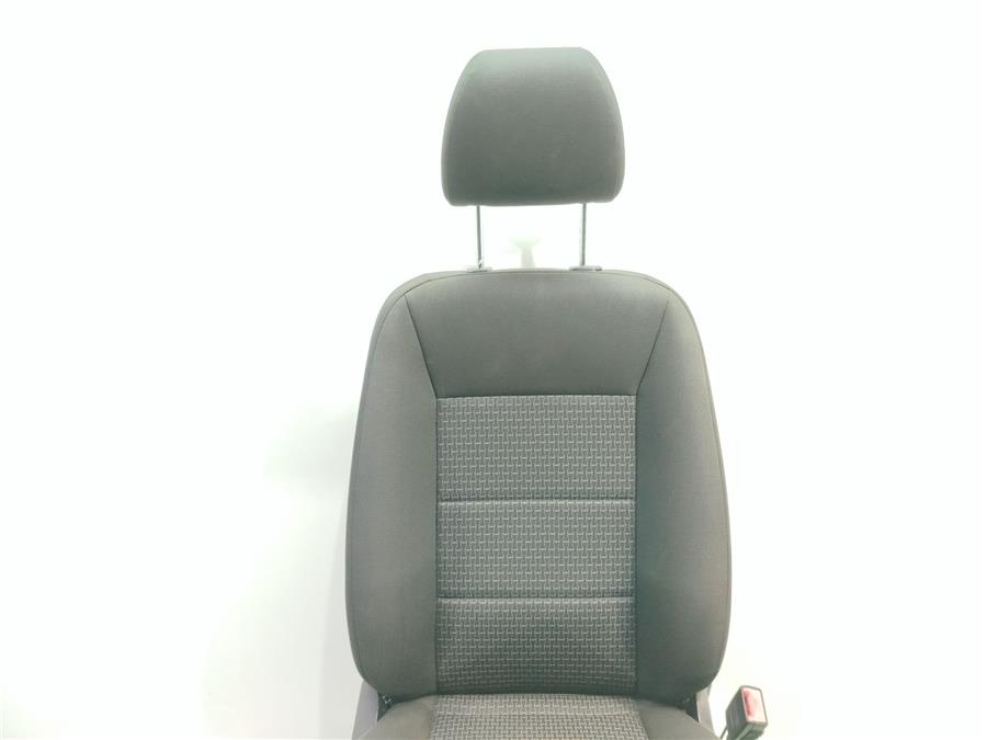 Asiento Delantero Derecho CLASE B