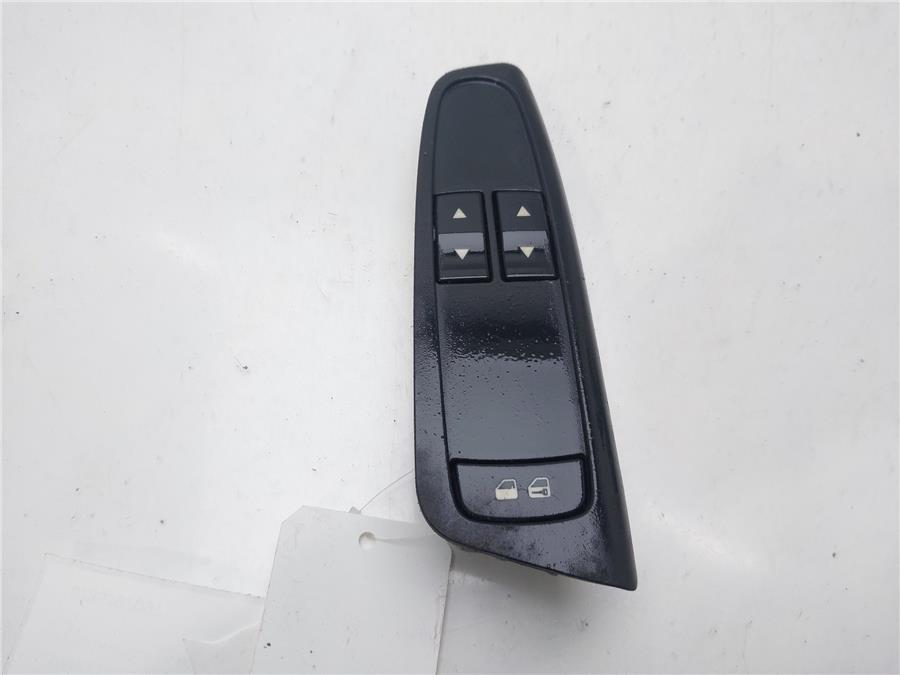 botonera puerta delantera izquierda fiat stilo 1.4 16v 95cv 1368cc