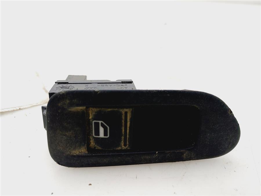 Botonera Puerta Delantera Derecha VI