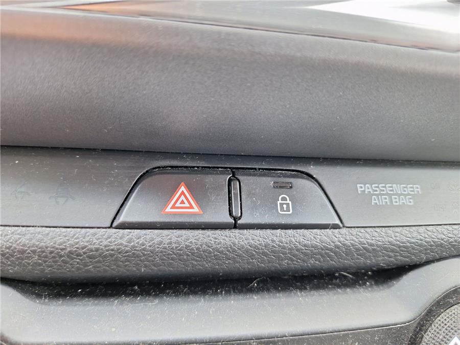 interruptor luces emergencia kia stonic (ybcuv) drive