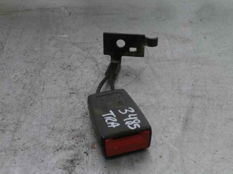 anclaje cinturon trasero derecho opel vectra c berlina 1.9 cdti