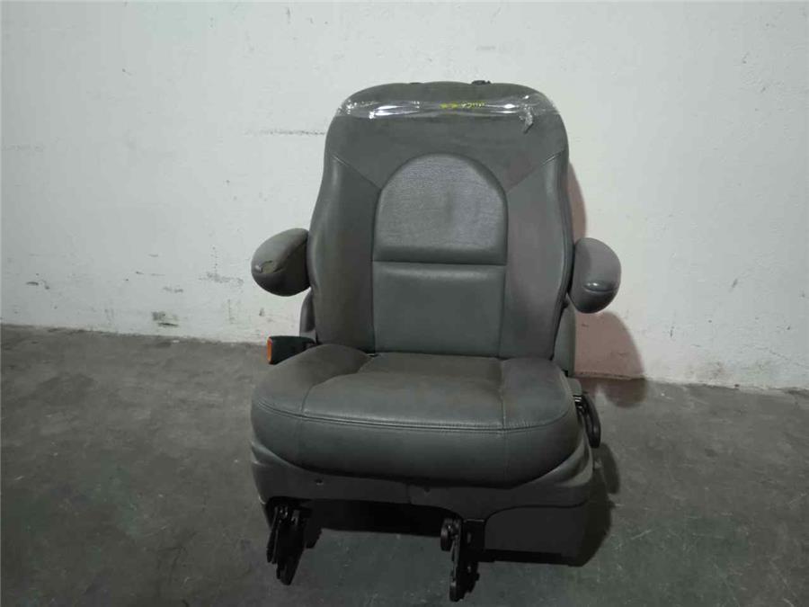 asientos traseros izquierdo chrysler voyager 2.8 crd (150 cv)