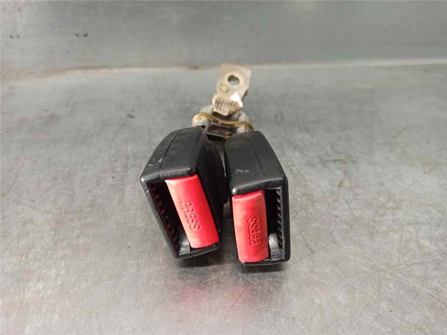 anclaje cinturon trasero derecho saab 9000 cd 2.3 cd turbo