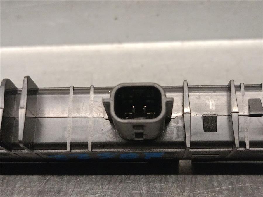 Luz Central De Freno DACIA DUSTER