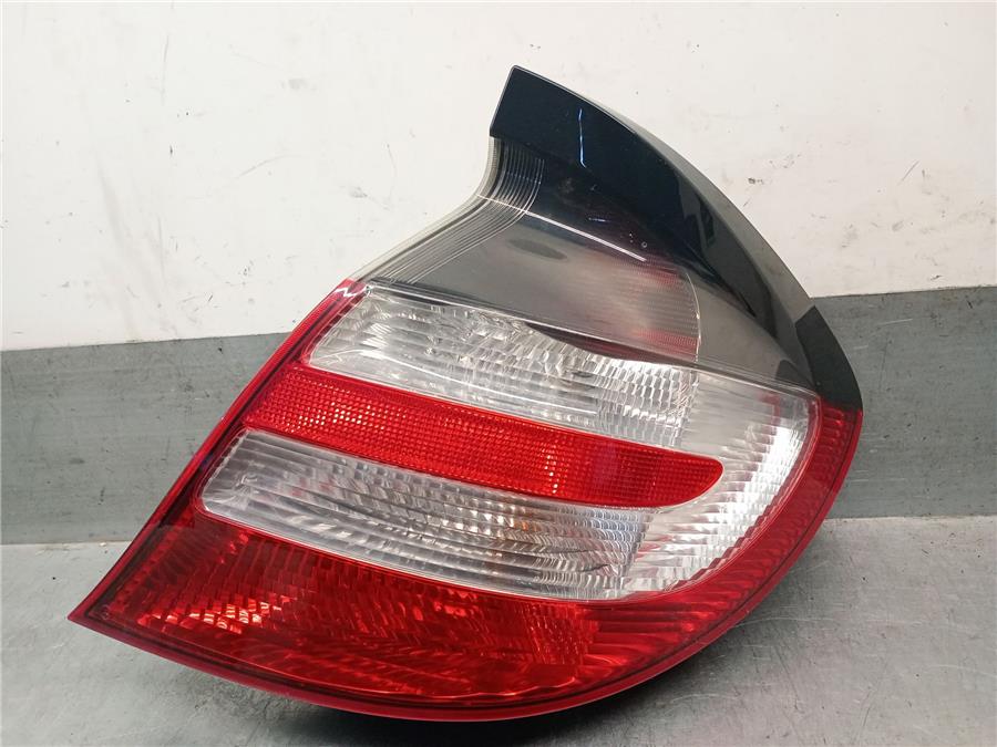 piloto trasero derecho mercedes benz clase c coupé (cl203) c 180 kompressor (203.746)