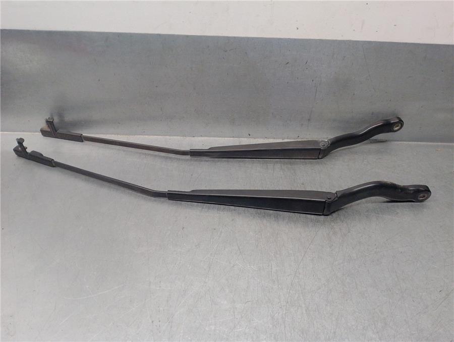 brazo limpiaparabrisas delantero derecho citroën c6 2.7 v6 hdi fap cat (uhz / dt17ted4)