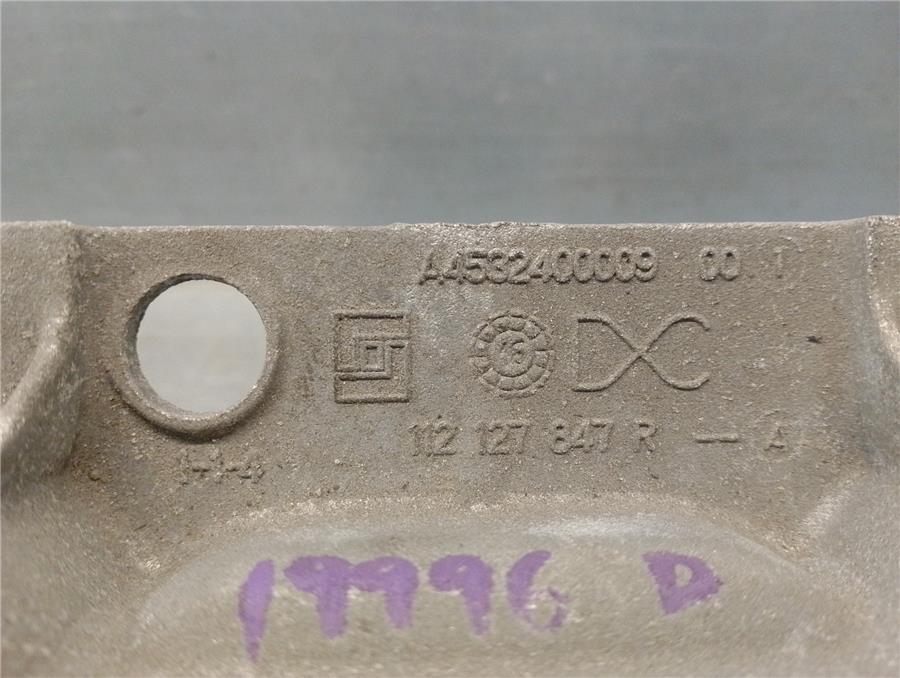 Soporte Derecho Motor SMART FORTWO