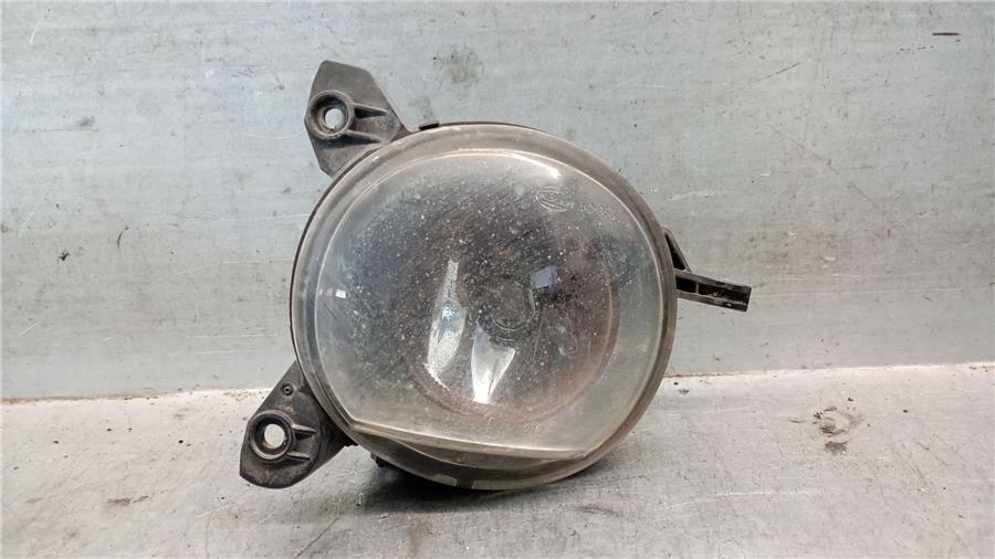 faro antiniebla izquierdo toyota corolla verso (r1) 2.2 turbodiesel cat