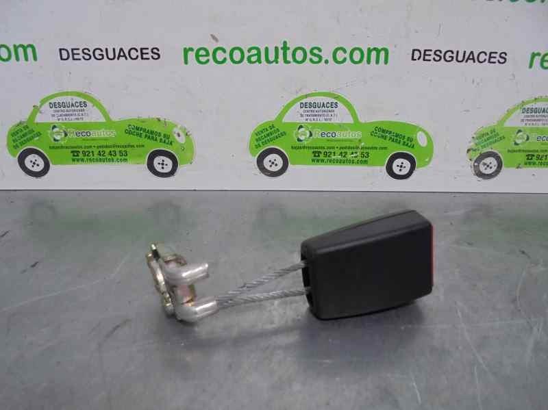 anclaje cinturon trasero derecho audi a6 avant (4b5) 2.5 v6 24v tdi
