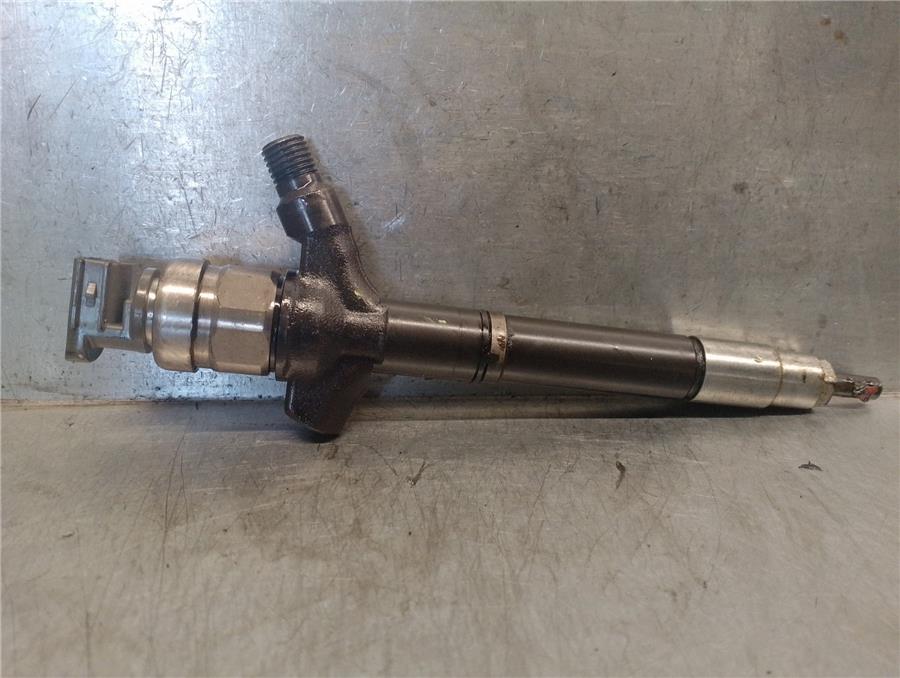 inyector toyota avensis berlina (t25) 2.2 d 4d cat