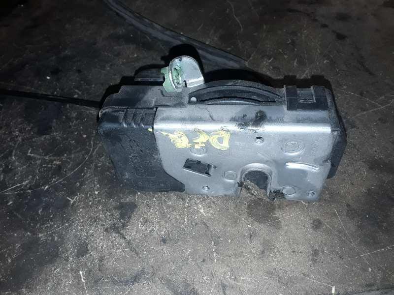 Cerradura Puerta Delantera Derecha *