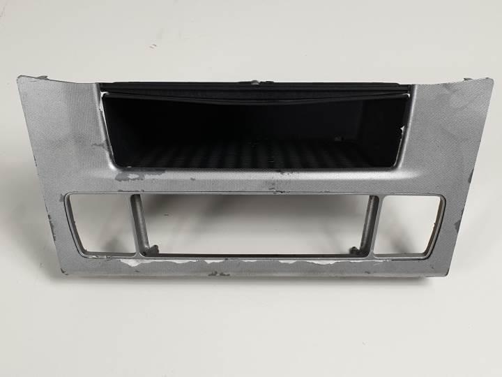 moldura puerta delantera derecha bmw serie 5 touring (e61) 520d