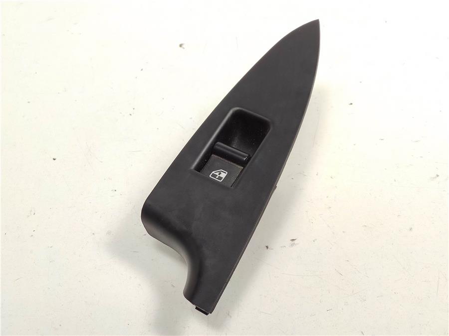 botonera puerta trasera izquierda alfa romeo giulietta (191) distinctive