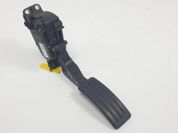 potenciometro pedal gas dacia sandero básico