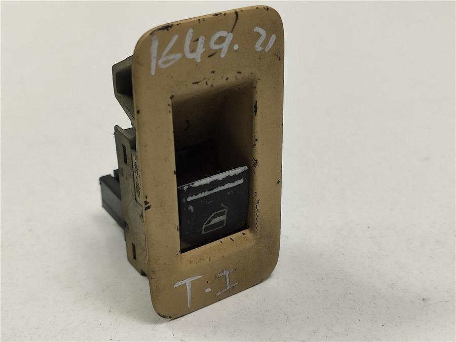 botonera puerta trasera izquierda volkswagen touareg (7la) tdi r5