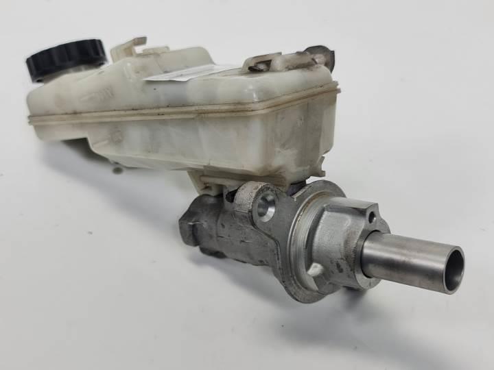 bomba freno toyota auris (e150) luna+