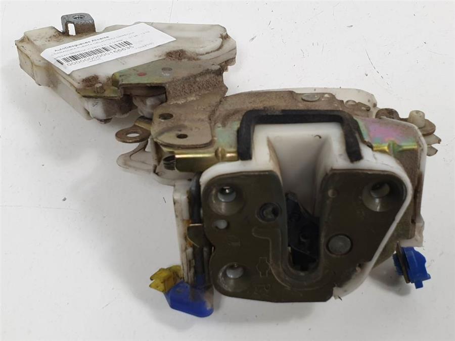 cerradura puerta delantera derecha nissan serena (c23m) 2.3 lx diesel