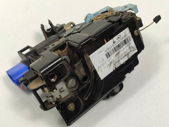 cerradura puerta delantera derecha volkswagen touareg (7la) tdi r5