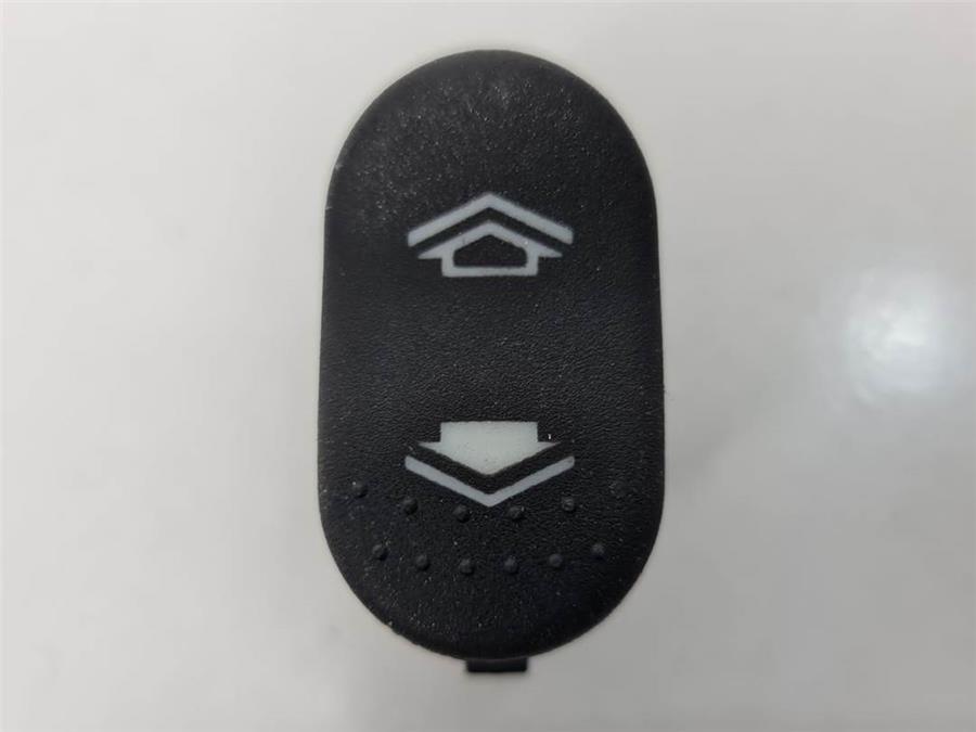 botonera puerta trasera izquierda ford focus berlina (cak) trend