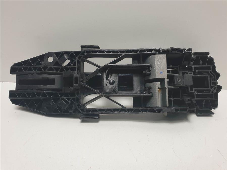 Maneta Exterior Trasera Izquierda VI