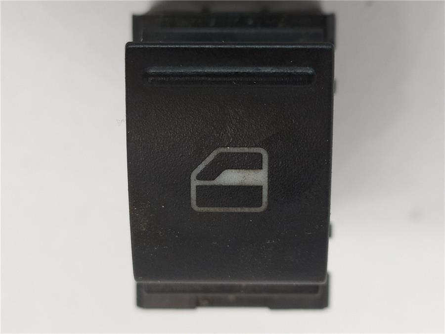 botonera puerta trasera derecha volkswagen jetta (1k2) trendline 1.9 tdi 105 cv