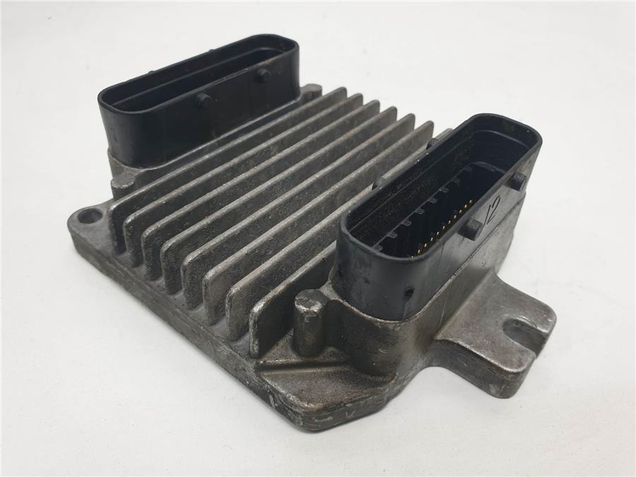 centralita motor uce opel vectra b berlina básico