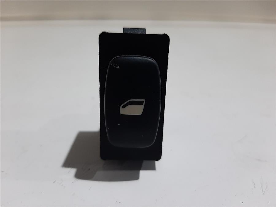 botonera puerta trasera derecha peugeot 407 sw premium