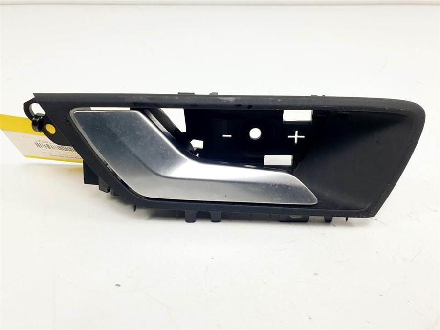 manilla interior puerta trasera izquierda ford focus st line