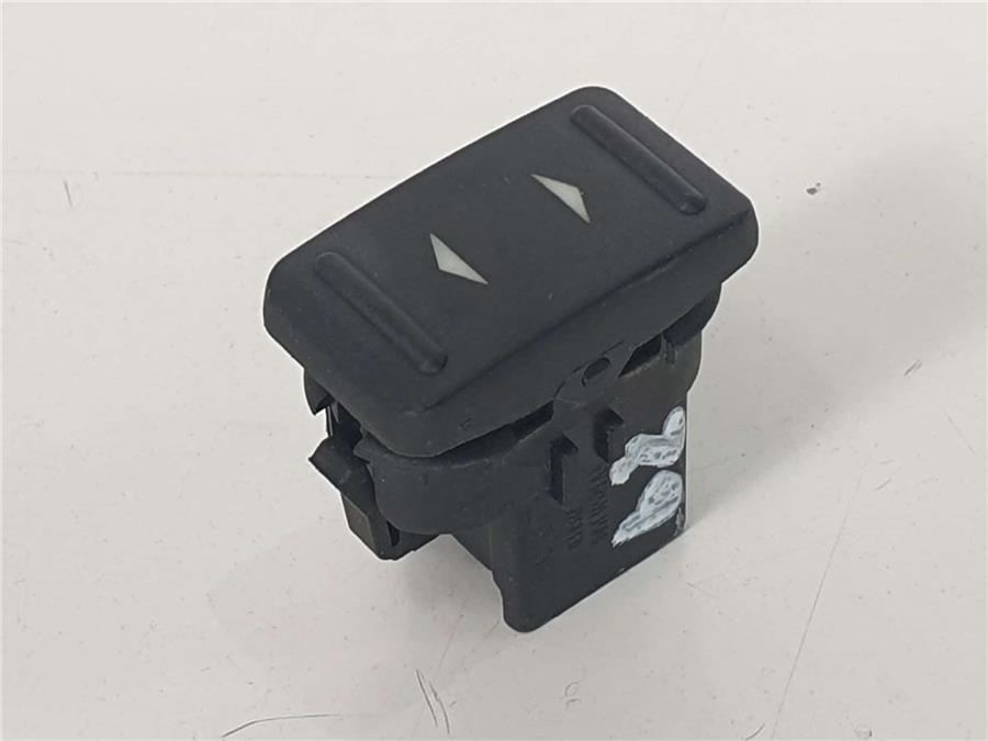 botonera puerta trasera izquierda ford focus berlina (cap) ambiente (d)