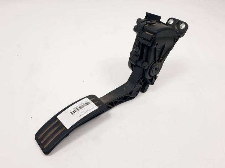 potenciometro pedal gas dacia logan laureate