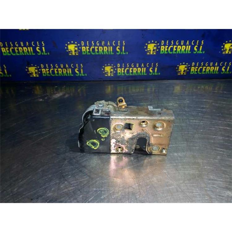 Cerradura Puerta Delantera Derecha