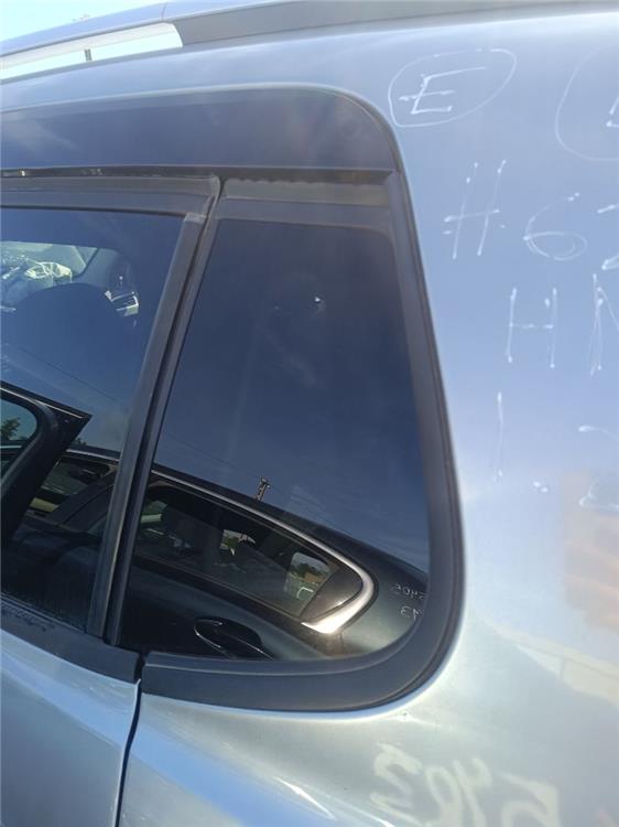 luna fija puerta trasera izquierda peugeot 2008 signature