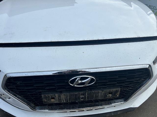 rejilla capo hyundai i30 fastback (pd) tecno
